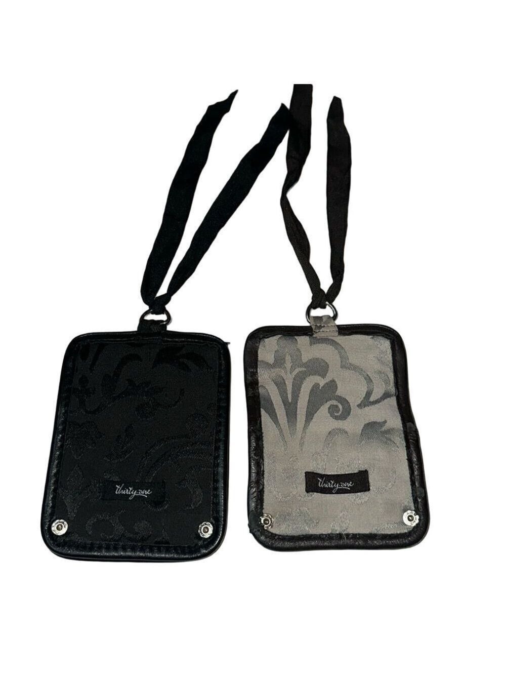 Thirty-one luggage tags